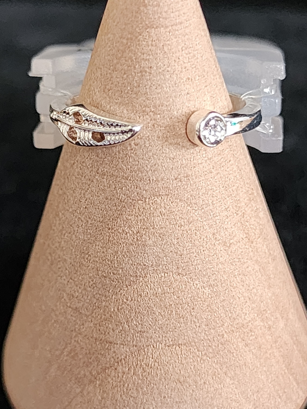 Silver Tone Leaf and Clear Gems Open Ring - Silver